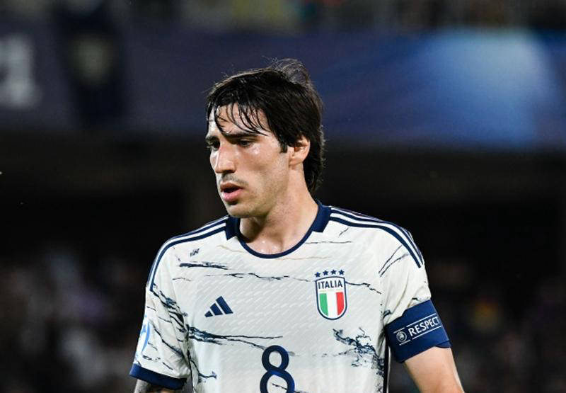 零容错赛制下的意大利:躲避劲敌,核心受追捧,意甲全军覆没引发深思